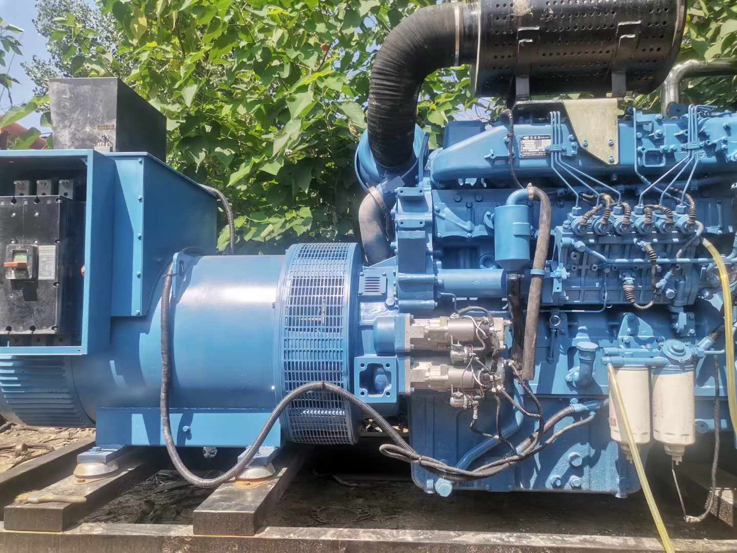 磴口详细说明降低 800kW 柴油发电机输出电流波动的方法